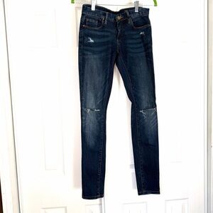 Blank NYC Dark Blue ripped Low Rise Skinny Jeans Size Women’s 25